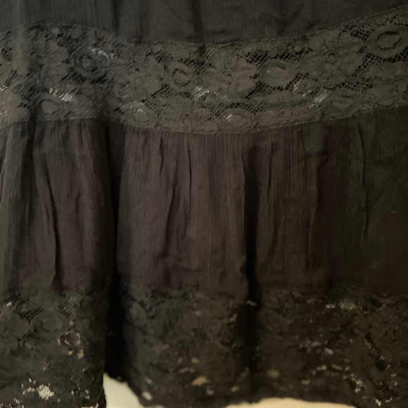 Sun & Shadow Black Sleeveless Top/Cover Up - Picture 4 of 6